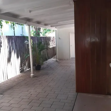 Paradise Holiday Apartments Cairns Exterior photo
